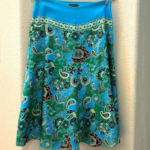 Banana Republic aline paisley pattern satin skirt w/side zipper acetate Lining